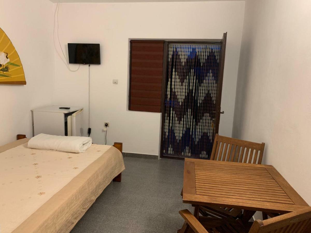 מלון Casa Ghemus קוסטינסטי מראה חיצוני תמונה